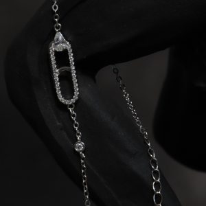 دستبند نقره مستطیلی نگین‌دار