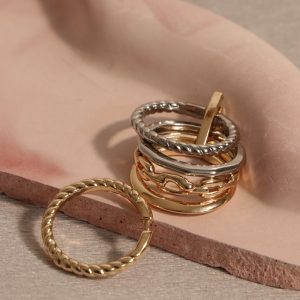 انگشتر زنانه پرتوفینو